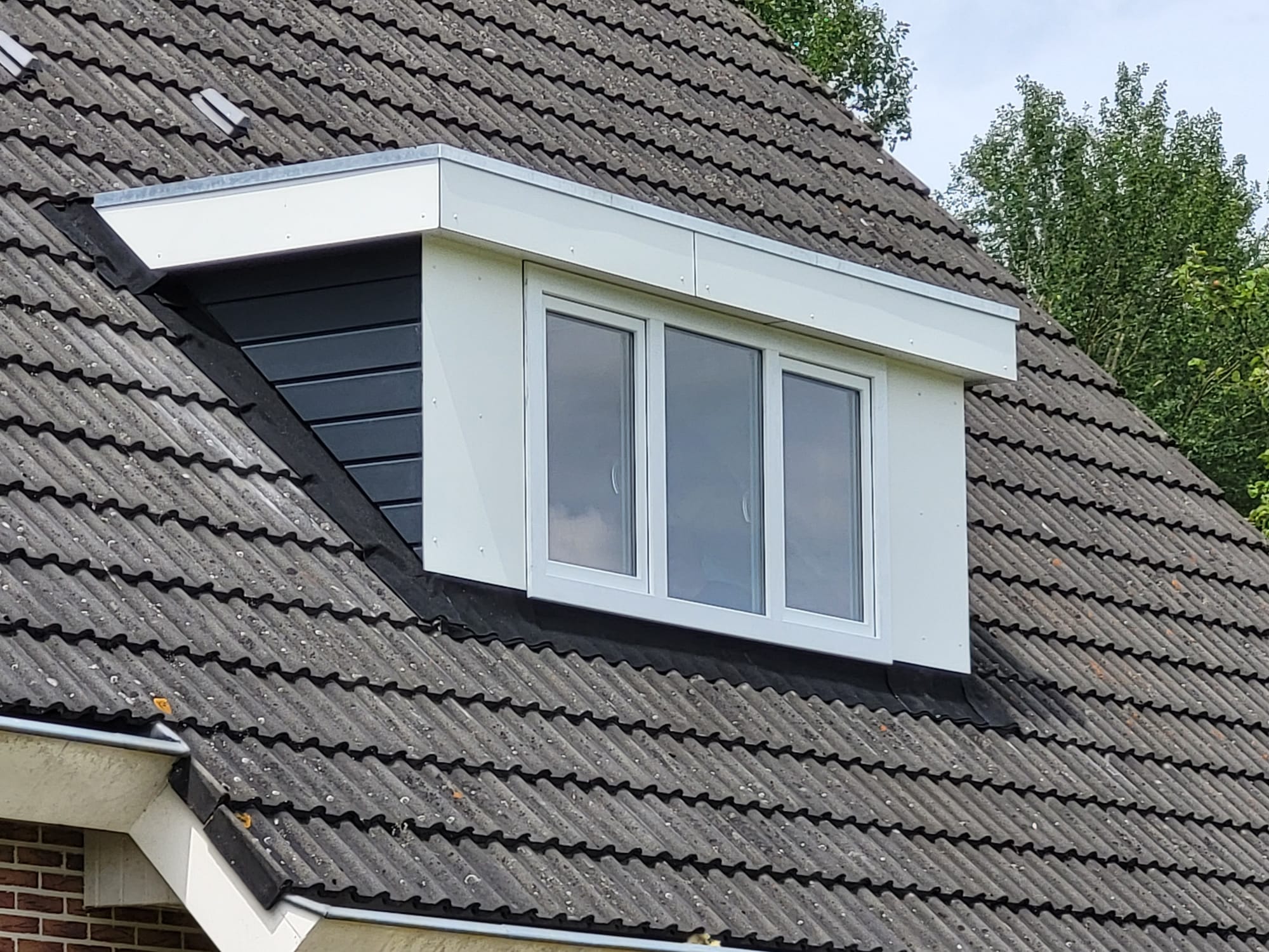 Traditionele dakkapel - Maatwerk dakkapel in Nieuwlande WhatsApp Image 2024-06-20 at 19.55.29