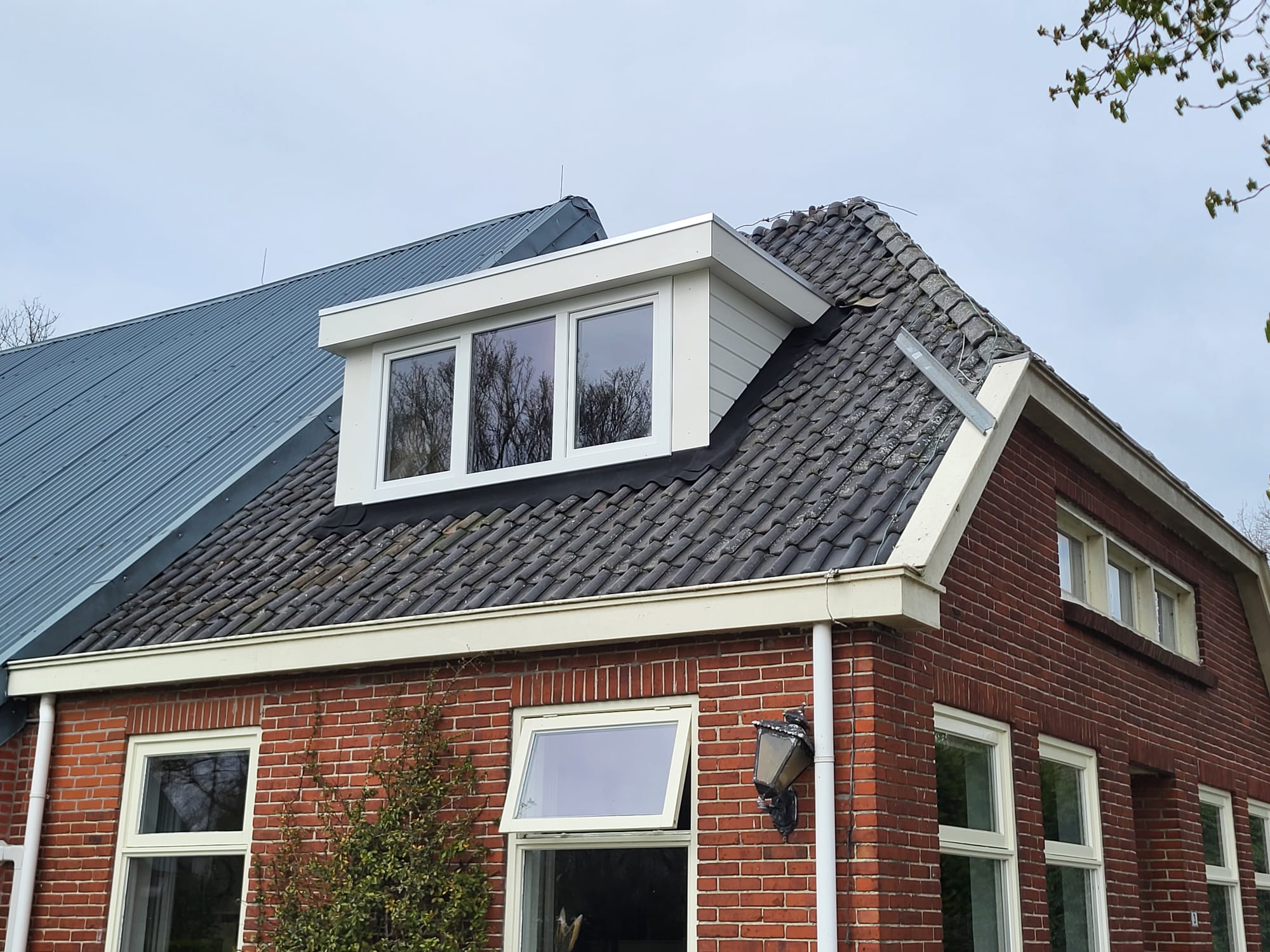 Dubbele dakkapel geplaatst in Assen - Dakkapellen Drenthe